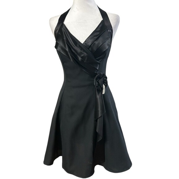 LA Glo Vintage Black Satin Trimmed Halter Dress Tulle Underneath Sz Sm - Picture 1 of 7
